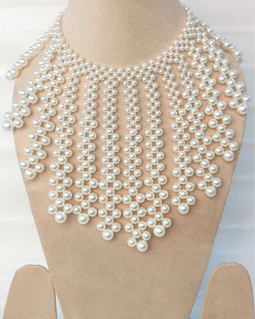 Best Ways to Wear Pearls